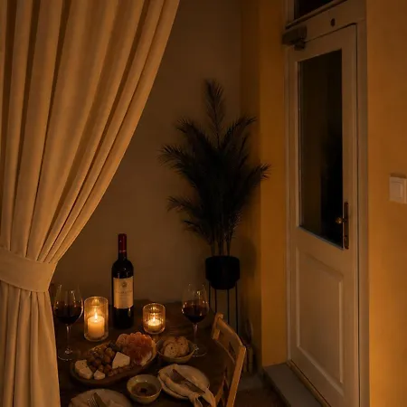 2 With Terrace And Fireplaces * プラハ